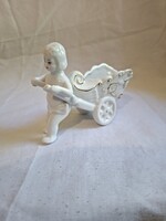 Porcelán kocsit húzó fiú, legény. Hibátlan.