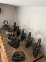 Antik öntöttvas és réz vasaló gyűjtemény