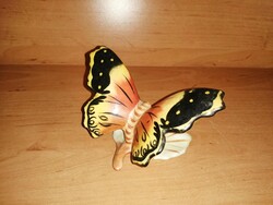 Bodrogkeresztúri kerámia lepke, pillangó figura, szobor