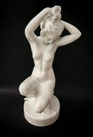 Exkluzív 55cm magas Herendi fehér akt.