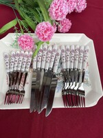 Porcelánnyelű gyönyörű virág mintás virágos evőeszközkészlet 18 db-os kanál villa kés