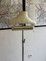 Space age / mid century szobainas