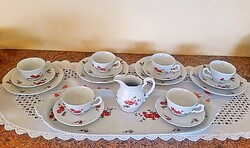 Kávéskészlet és süteményes készlet gyönyörű Zsolnay piros barackvirágos