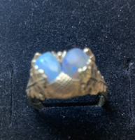 Opál köves aranygyűrű