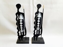 2 db afrikai harcos szobor fém lemezből 28 cm magas