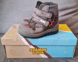 Csizma 26- os, Szamos