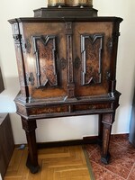 XVIII.századi barokk kabinetszekrény