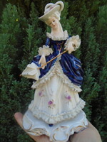 Szép állapotú gyönyörű rokoko balerina hölgy, némi kis kopás az aranyozáson szép nagy méretű