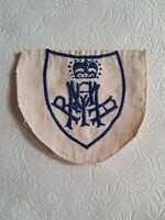 Angolkisasszonyok hímzés