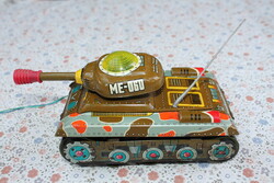 Vintage Toy Disc Tank, ME-060, 1970s