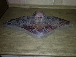 Antik kézzel faragott 56 cm bútor dísz fából, szumentes