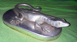 Élethű kidolgozású nagyon szép állapotú gyík varánusz szobor 28 x 20 cm a képek szerint