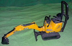 Nagyon szép állapotú német BRUDER MINI MUNAGÉP Kotrógép, mikro -JCB 8010 20 x 18 cm a képek szerint