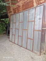 Régi veranda ablakok vas ablak térelválaszto vas rács