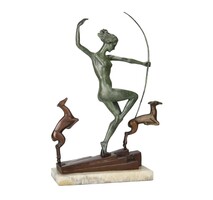 Art deco Diana Istennő a vadon , vadászat Istennője bronz szobor
