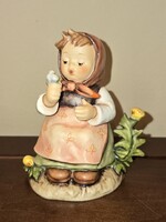 Hummel Goebel pitypangot fújó kislány