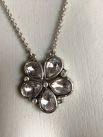 Kettő az egyben nyaklánc! Mágneses, csillogó virág és csillogó szirmokkal nyakék! (13)