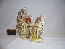 Barokk porcelán GDR Lippelsdorfi fiú hintón porcelán figura, nipp, szobor