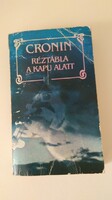 Cronin: Réztábla a kapu alatt