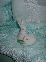 Herendi kukoricázó nyuszi páros