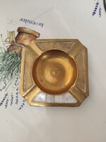 Antikrész hamutartó hamutál hamus