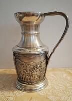 Gyönyörű zinn , ón boros kancsó  3 jelenettel a vidéki életből  19 cm magas