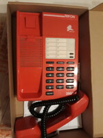 Retro piros  telefon, Trifon, Matáv