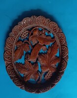 Régi faragott fa falidísz