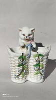 Antik Vion & Baury 19. századi francia porcelán figura cica kosarakkal porcelán szobor