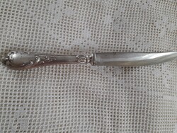 Monogrammos ezüst nyelű kés