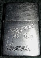Nagyon jó állapotú - USA ZIPPO COLT PISZTOLY - fém öngyújtó GRAVÍROZOTT a képek szerint
