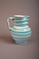 Osztrák hagyományos gmundeni kerámia tejeskancsó és tányér