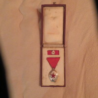 Munka érdemrend ezüst fokozat