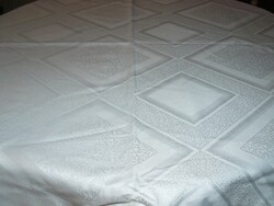 Gyönyörű damaszt párnahuzat