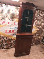 Neobarokk vitrin, sarokszekrény