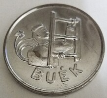Retro trafikáru bazáráru plasztik -EZÜSTSZÍNŰ - BUÉK kabala érme -40 mm átmérő képek szerint