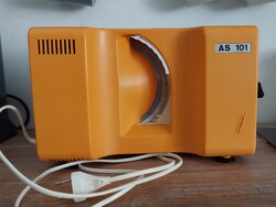 Régi,retro MŰKÖDŐ narancssárga elektromos AKA  AS 101 tipusú konyhai szeletelőgép ( NDK gyártás)