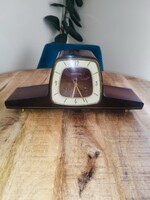 Kandalló Bútor Óra Wien Feles Ütős