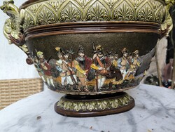 Antik hatalmas Keràmia majolika doború kaspó jelenetes.Colombus Kristóf.Wilhelm Schiller & Sony