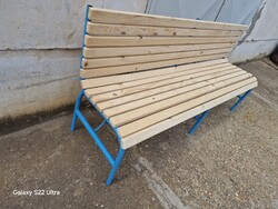 Retro kerti pad régi csővázas kertipad ujragondolt terasz bútor