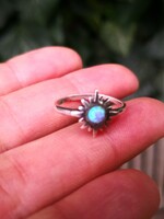 Szépséges, valódi opál köves ezüst gyűrű