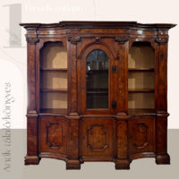 Antik stílusú nagyméretű exkluzív tálaló szekrény