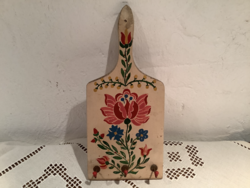 Festett vágódeszka, fogas