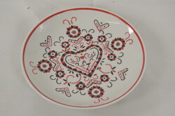 Hollóházi porcelán dísztányér szív mintás A226