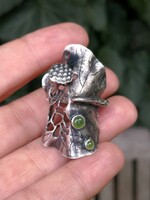 Különleges, jade köves ezüst gyűrű