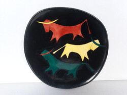 Bodrogkeresztúri kerámia Bikás falitányér