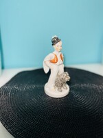 Herendi betyár fiú pulival szobor