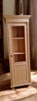 Natur ónémet könyves  vitrin ,keskeny  tálaló polcos szekrény