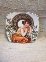 Alfons Mucha dekoros csészealátét, kistányér