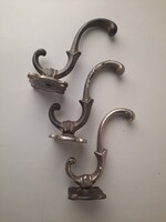 3 db antik öntött vas fogas